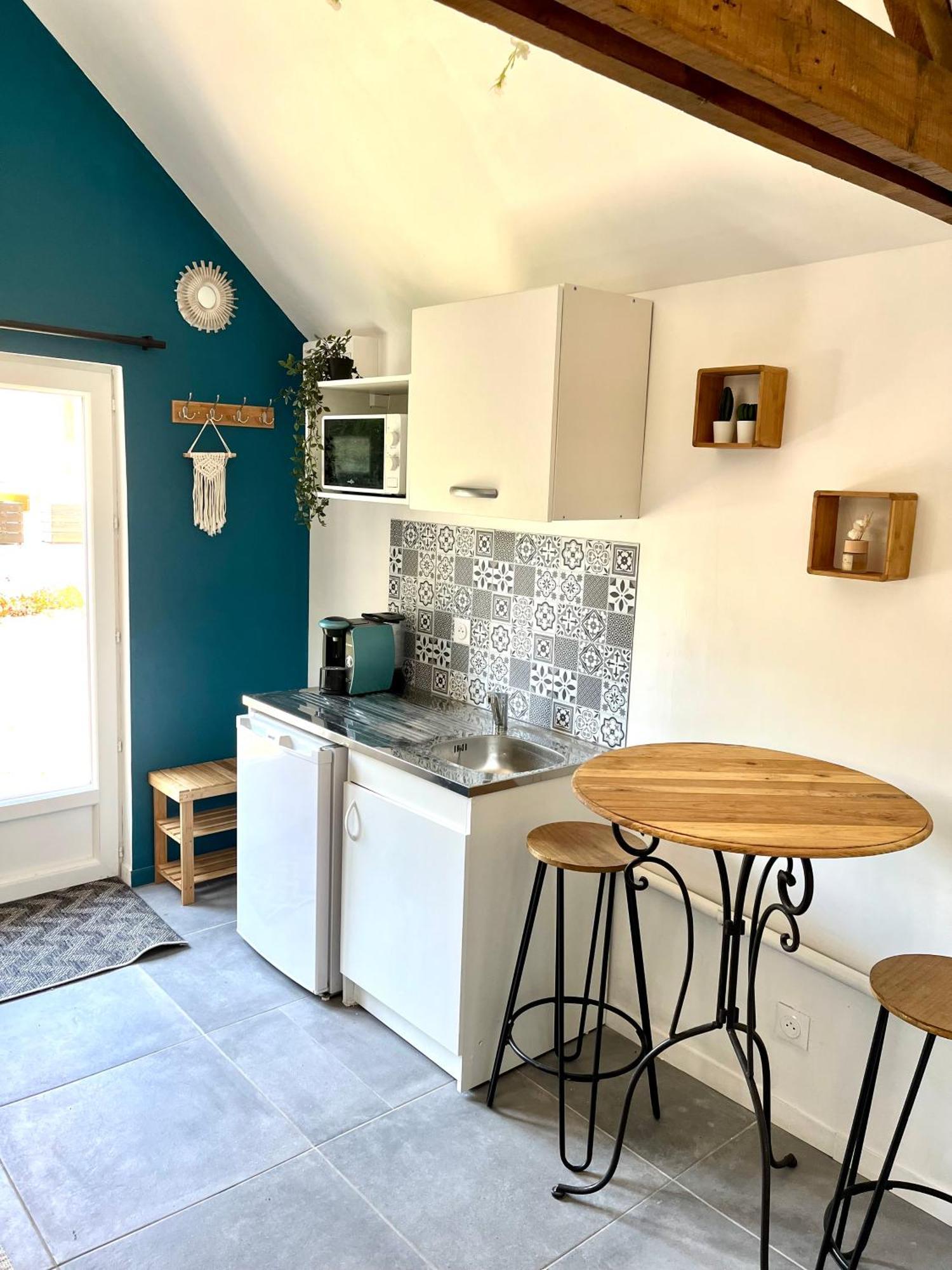 Studio Avec Grand Jardin + Parking Seraincourt Экстерьер фото